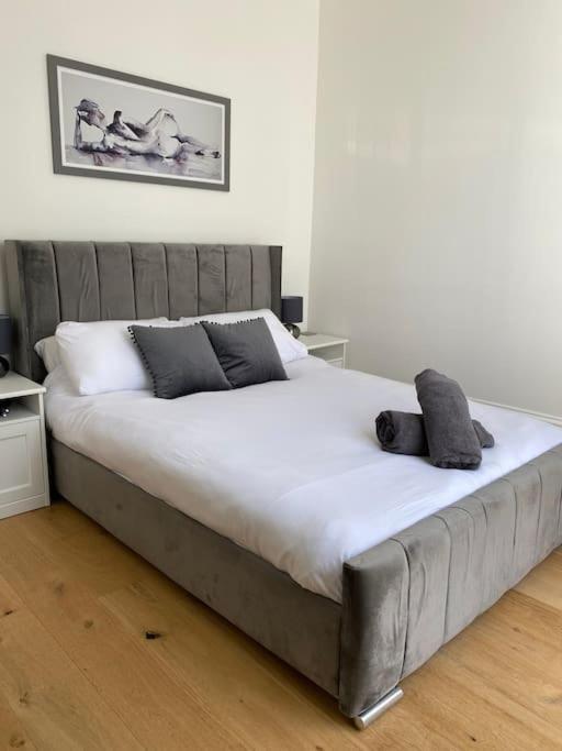 Grand On Hoe/barbican Allocated Parking! Plymouth