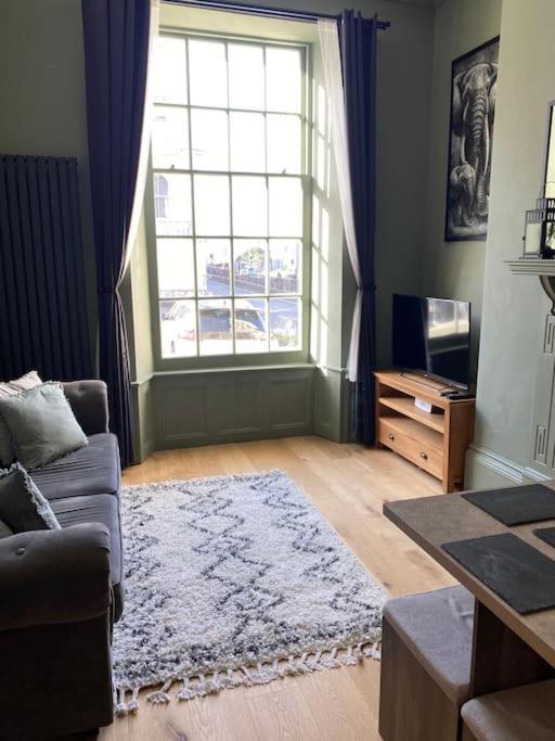 Grand On Hoe/barbican Allocated Parking! Apartment Plymouth